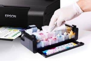 khi-nao-can-ve-sinh-dau-phun-may-in-epson-1-7mnm9l